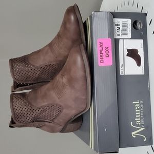 Natural Reflections Reena Bootie